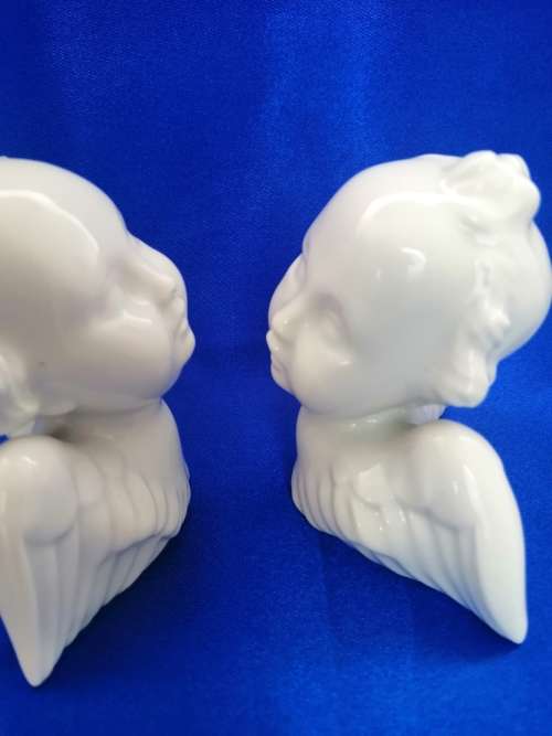 Augarten Wein Cherub Angels, Porcelain Blanc De Chine Pair of Angels, Ca: 1950s.