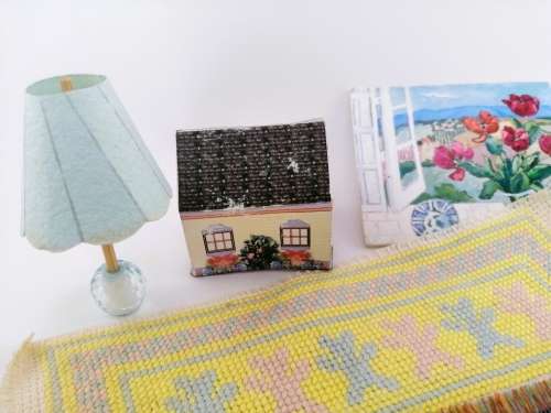 Vintage Dolls House Miniature Rugs Lamps and bits
