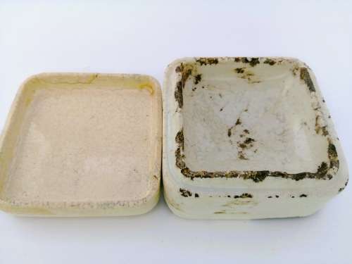 Antique Toothpaste pot and Lid La Roche Et Cie London and Paris