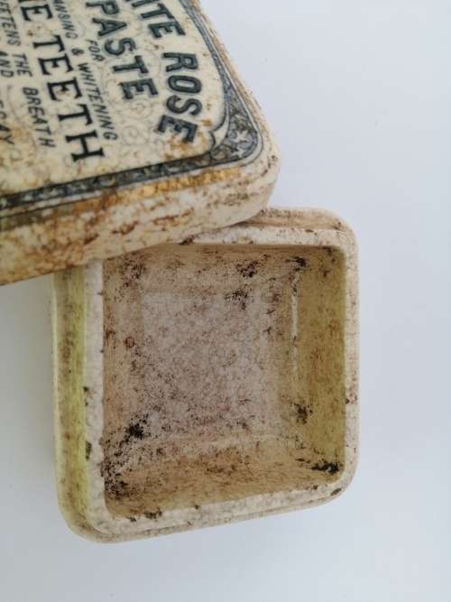 Antique Toothpaste pot and Lid La Roche Et Cie London and Paris
