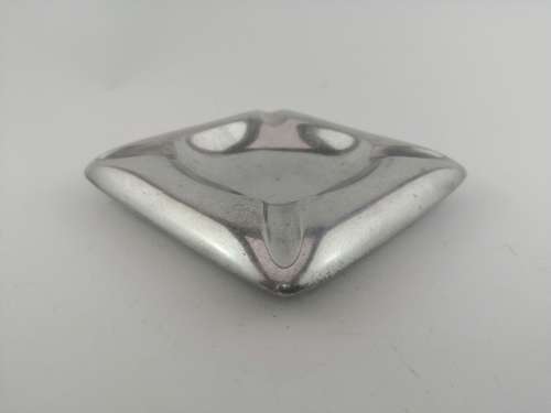Metal chrome ? ashtray.