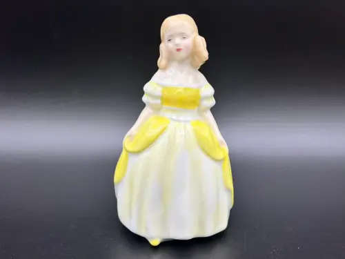 Royal Doulton Figurine ` Penny ` HN 2424