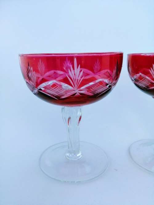 Beautiful Cranberry 2 x cut-glass champagne coupes