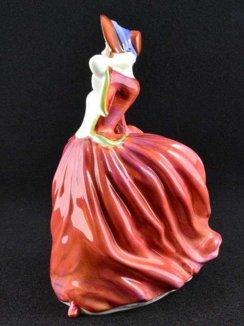 Vintage Royal Doulton Figurine AUTUMN BREEZES HN 1934