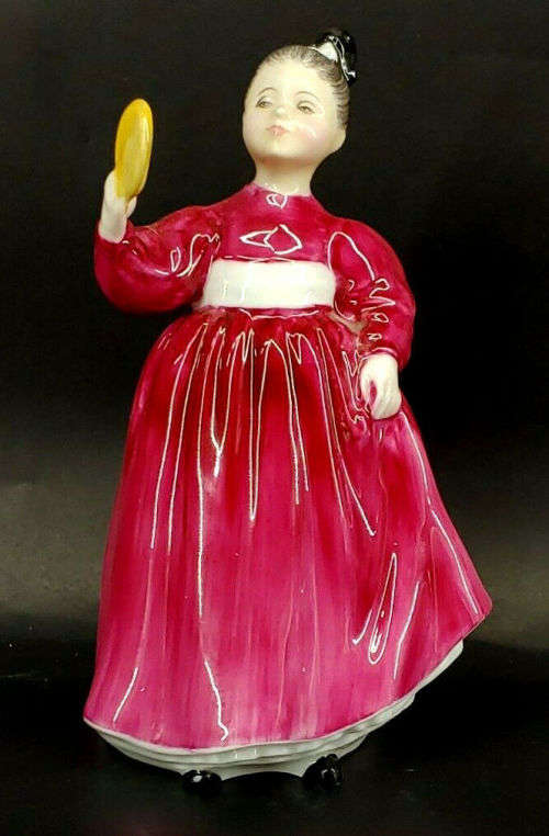 LOVELY ROYAL DOULTON FIGURE CALLED ` VANITY ` HN 2475