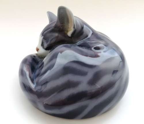 Royal Copenhagen Napping Sleeping Tabby Cat # 057