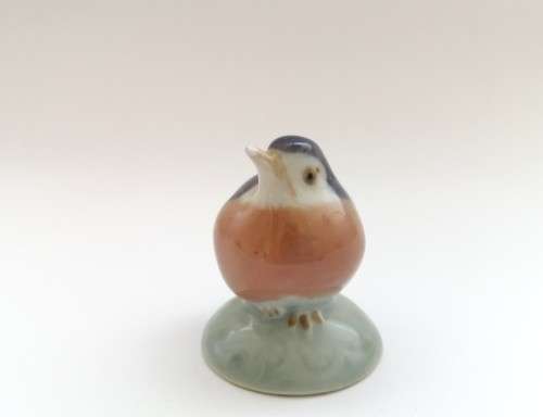 Early Royal Copenhagen Robin Figurine # 125