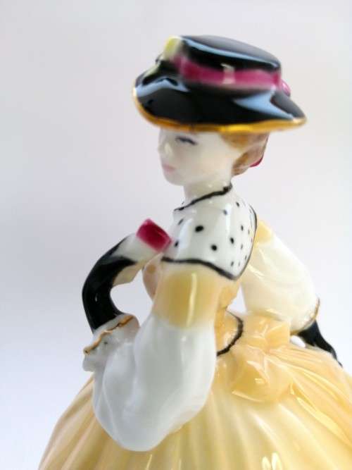 Compton and Woodhouse The Fashionable Victorians Lady Alice LTD Figure