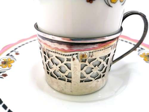 Aynsley coffee cup and saucer with silver holder, Birmingham, Deakin and Francis Ltd, 1926, 26g
