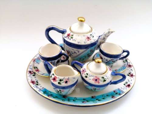 Beautiful Miniature Tea set - teaset