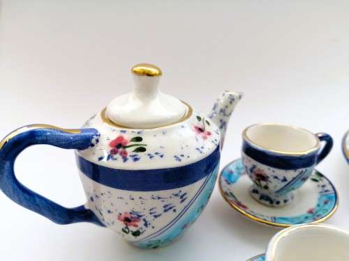 Beautiful Miniature Tea set - teaset