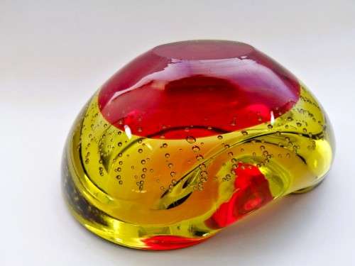 Murano Bullicante Sommerso Glass Bowl Red and Yellow