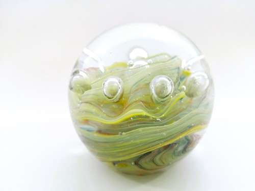 Stunning large Murano glass paperweight with bubbles