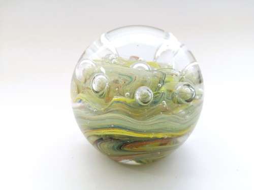 Stunning large Murano glass paperweight with bubbles