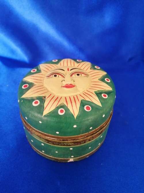 Vintage Celestial Trinket Box, 90s wooden sun jewellery holder