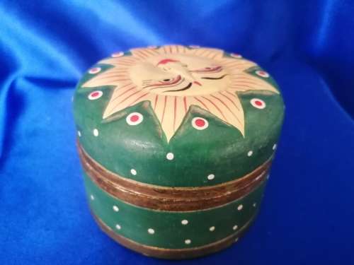 Vintage Celestial Trinket Box, 90s wooden sun jewellery holder