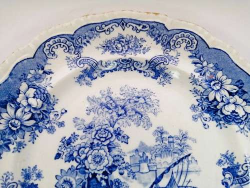 Antique John Maddock and Sons Royal Vitreous Bombay Blue Rimed Large Plate