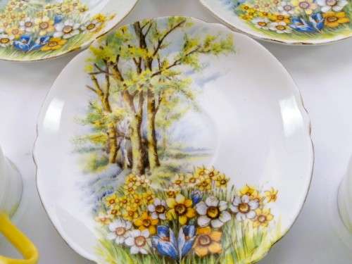 SHELLEY Daffodil Time Part Coffee Set ENGLAND