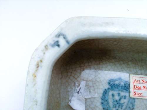 Wong Lee WL 1895 Blue and White soap dish craquelure wares