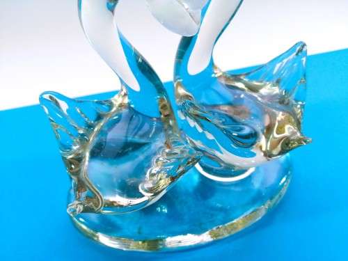 Hand Crafted Clear Glass Swan Paperweight