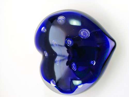 Beautiful Art Glass Colert Blue Heart Paperweight Handcrafted