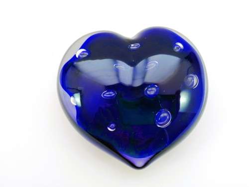 Beautiful Art Glass Colert Blue Heart Paperweight Handcrafted