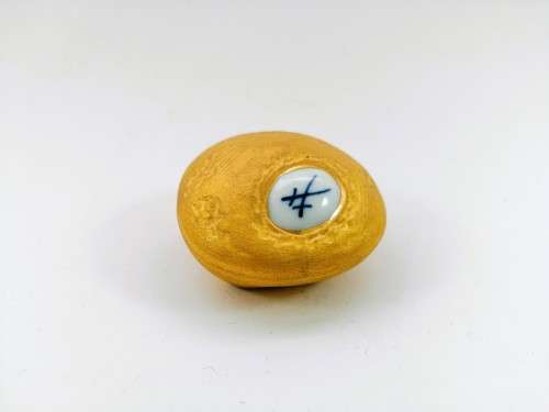 Small Meissen Gold Stone Nugget