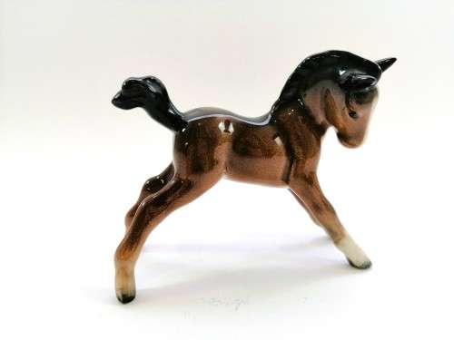Beswick Horse Foal Small Gambolling Model # 996 Brown Gloss #