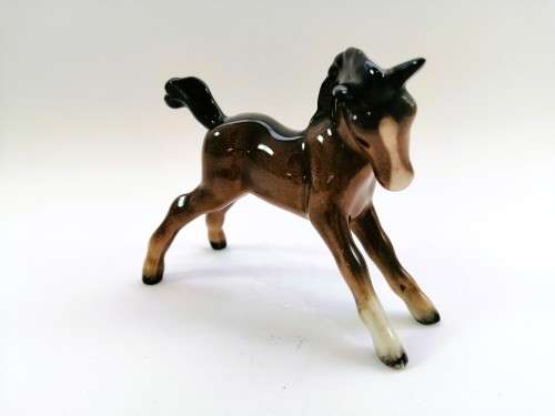 Beswick Horse Foal Small Gambolling Model # 996 Brown Gloss #