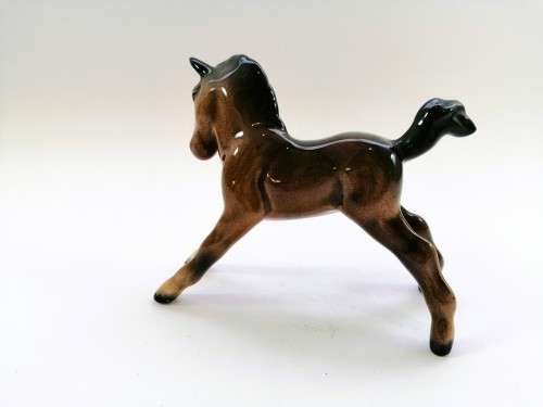 Beswick Horse Foal Small Gambolling Model # 996 Brown Gloss #