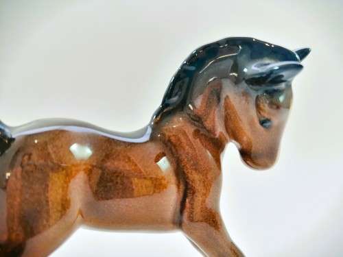 Beswick Horse Foal Small Gambolling Model # 996 Brown Gloss #