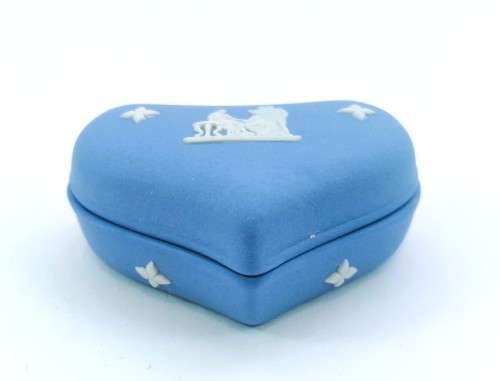 WEDGWOOD - Pale Blue Jasper / Jasperware Miniature HEART TRINKET