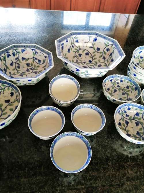 Gokusai Maebata Andrea Sadek Lotus Flowers Japanese Floral Porcelain Serving set
