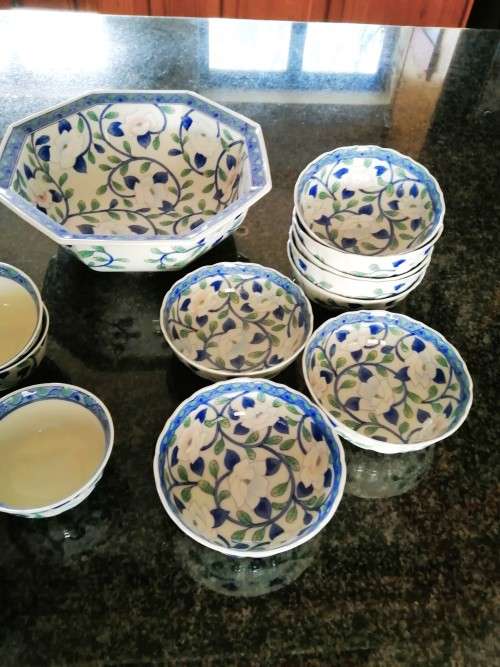 Gokusai Maebata Andrea Sadek Lotus Flowers Japanese Floral Porcelain Serving set