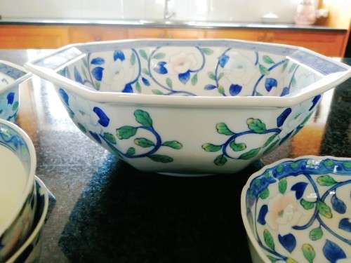 Gokusai Maebata Andrea Sadek Lotus Flowers Japanese Floral Porcelain Serving set