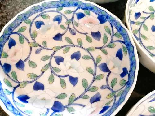 Gokusai Maebata Andrea Sadek Lotus Flowers Japanese Floral Porcelain Serving set