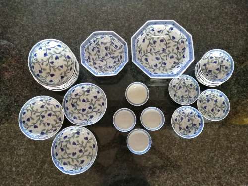 Gokusai Maebata Andrea Sadek Lotus Flowers Japanese Floral Porcelain Serving set