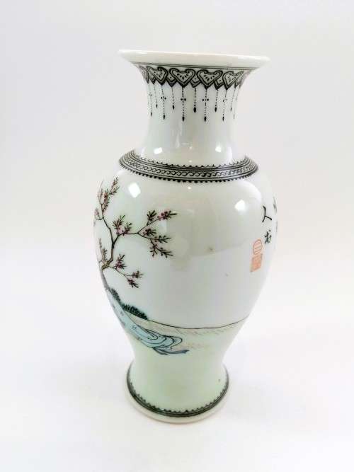 Large Porcelain Chinese Spice jar / vase