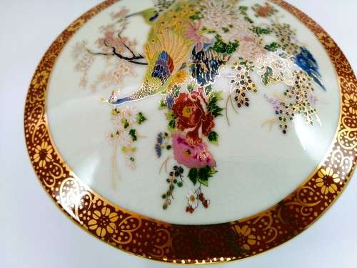 Large Satsuma Japan Vintage Peacock Trinket Box