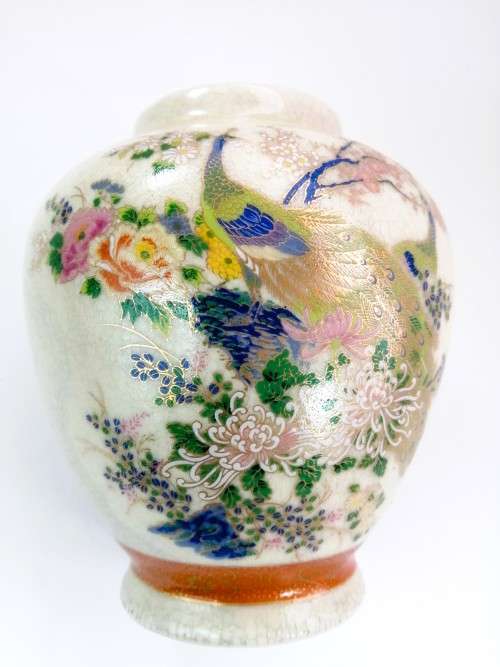 Satsuma Japan Vintage Peacock Vase