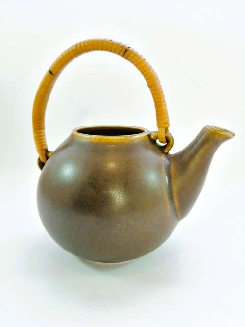 Iconic Ulla Procopé Large Brown Ceramic Teapot GA1, Arabia Finland, 1960s