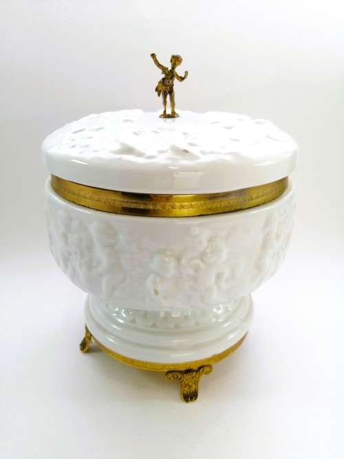 Continental blanc de Chine gilt metal mounted bowl depicting putti Cherubs