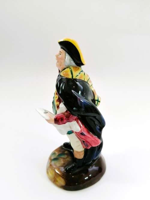 Royal Doulton Town Crier HN3261