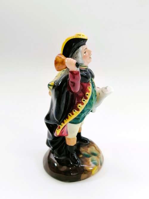 Royal Doulton Town Crier HN3261