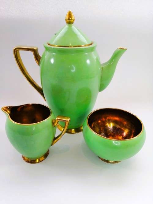 Carltonware 3 pieces from a coffee set
