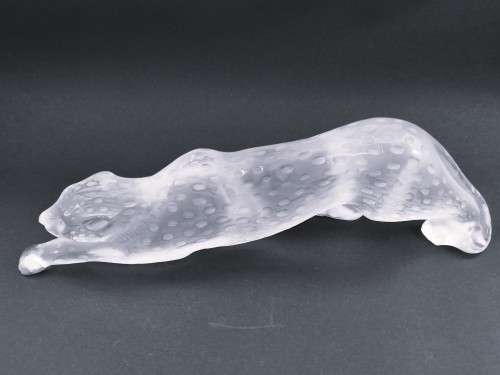 Large Lalique frosted crystal `Zeila Panther` figurine