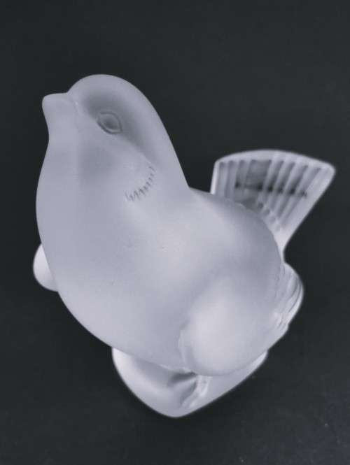 Lalique clear and frosted crystal figurine of a sparrow