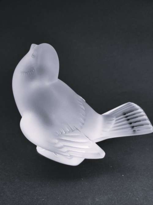 Lalique clear and frosted crystal figurine of a sparrow