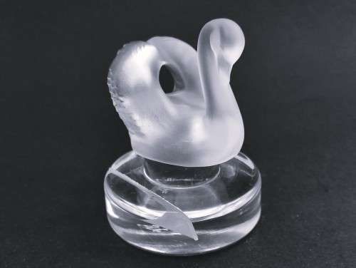 Lalique France Frosted Crystal Swan Bird Glass Figurine Place Card Setting