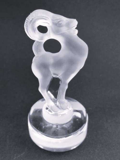LALIQUE France CRYSTAL Ram Bastia CLEAR & FROSTED Art GLASS SCULPTURE Place Card Setting